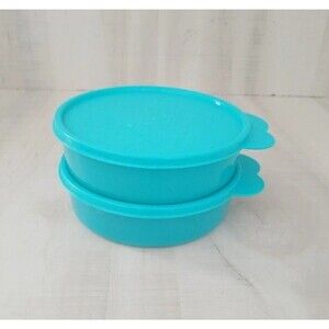 TUPPERWARE BIG WONDERS SMALL TEAL BLUE BOWL WITH SEAL 16oz ~ 6403B-3 ~used